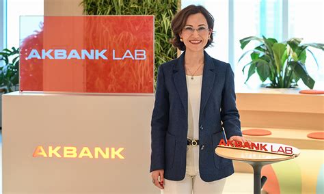 A­k­b­a­n­k­ ­L­A­B­,­ ­A­ç­ı­k­ ­İ­n­o­v­a­s­y­o­n­ ­İ­ş­ ­O­r­t­a­k­l­ı­k­l­a­r­ı­n­ı­ ­İ­k­i­y­e­ ­K­a­t­l­a­d­ı­